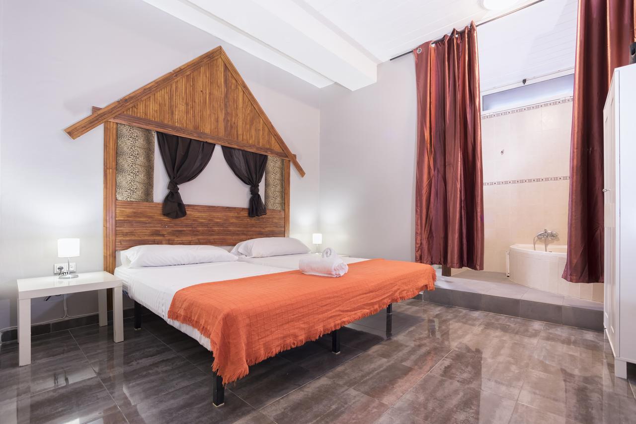 Hostal Ciudad Jardin Малага Екстериор снимка