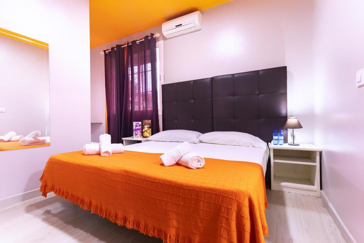 Hostal Ciudad Jardin Малага Екстериор снимка