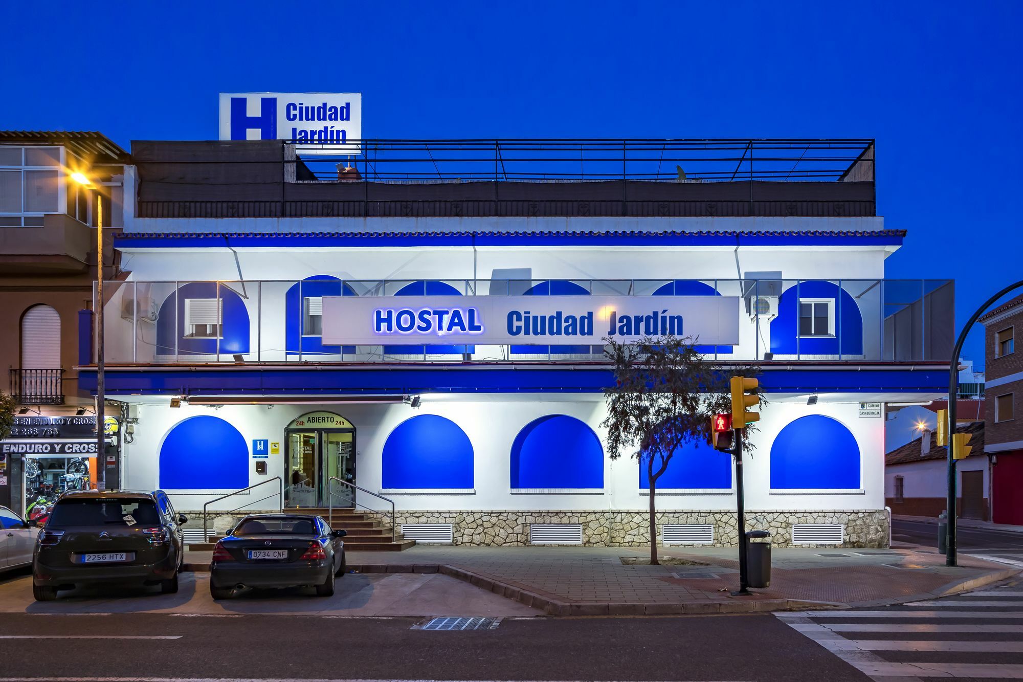 Hostal Ciudad Jardin Малага Екстериор снимка
